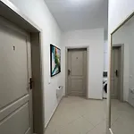 Thoma's K Apartment