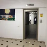 Thoma's K דירה *