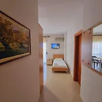 Thoma's K Apartmán Vlorë