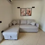 Thoma's K דירה *