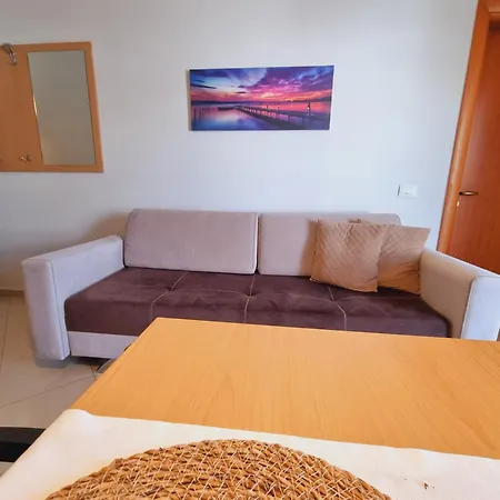 Thoma's K Apartment Vlore