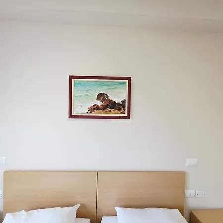 Thoma's K Appartement Vlorë