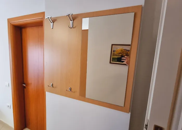 Thoma's K Lejlighed Vlorë